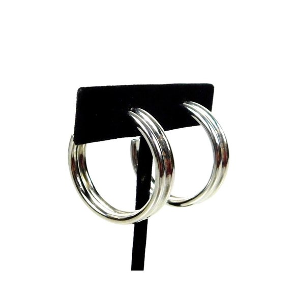 Silver Tone Double Hoop Hollow Pierced Earrings Pushback Closure - Picture 3 of 6